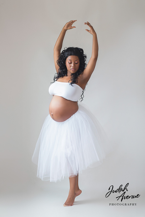 Top 5 posing ideas for maternity photography | Unscripted Photographers
