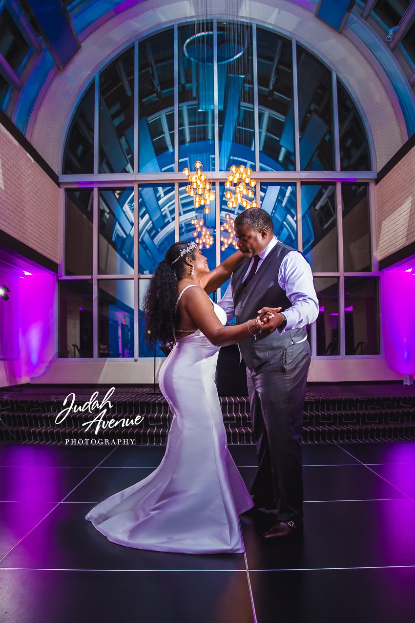 shannon and mark wedding at tower club tysons corner in vienna va wedding photographer in virginia wedding photography in maryland wedding photographer in washington dc