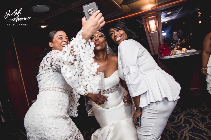 lytresha and thaddeus wedding at yacht in oxon hill md wedding photographer in maryland wedding photographer in virginia wedding photographer in washington dc