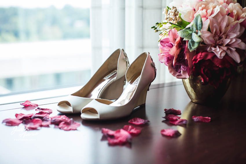 breahna and bryan wedding at camelot by martins caterers in upper marlboro md wedding photographer in maryland wedding photographer in virginia wedding photographer in washington dc