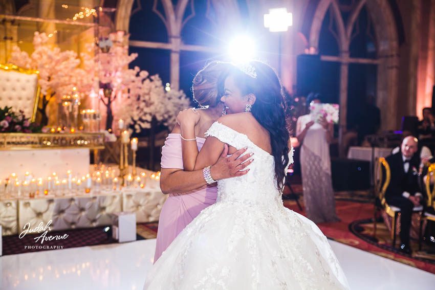 breahna and bryan wedding at camelot by martins caterers in upper marlboro md wedding photographer in maryland wedding photographer in virginia wedding photographer in washington dc