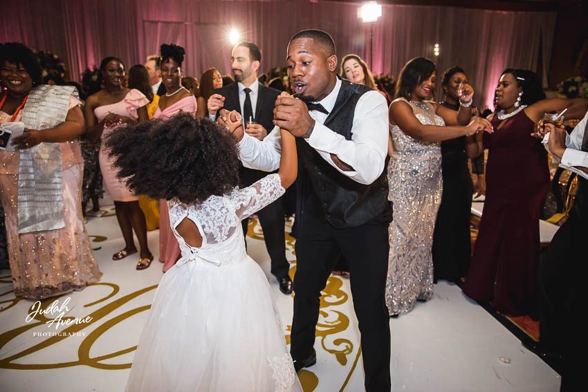 breahna and bryan wedding at camelot by martins caterers in upper marlboro md wedding photographer in maryland wedding photographer in virginia wedding photographer in washington dc