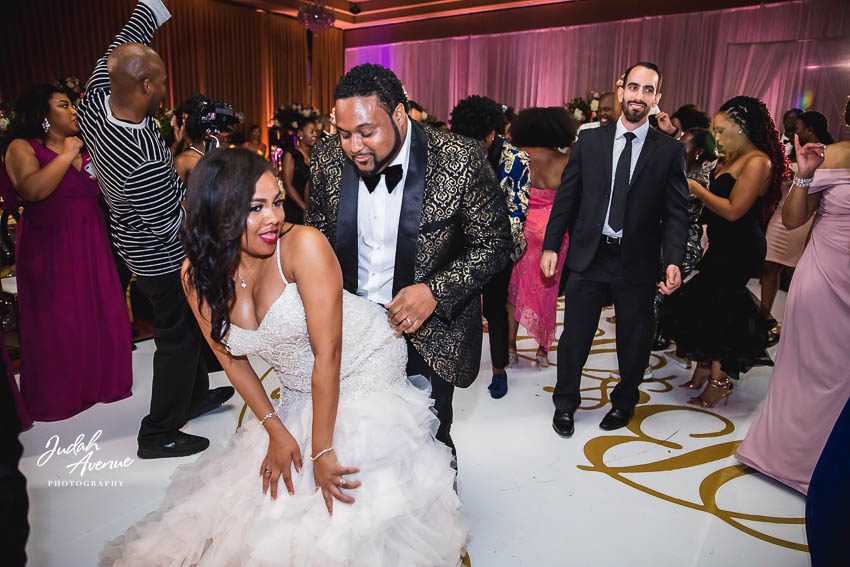 breahna and bryan wedding at camelot by martins caterers in upper marlboro md wedding photographer in maryland wedding photographer in virginia wedding photographer in washington dc