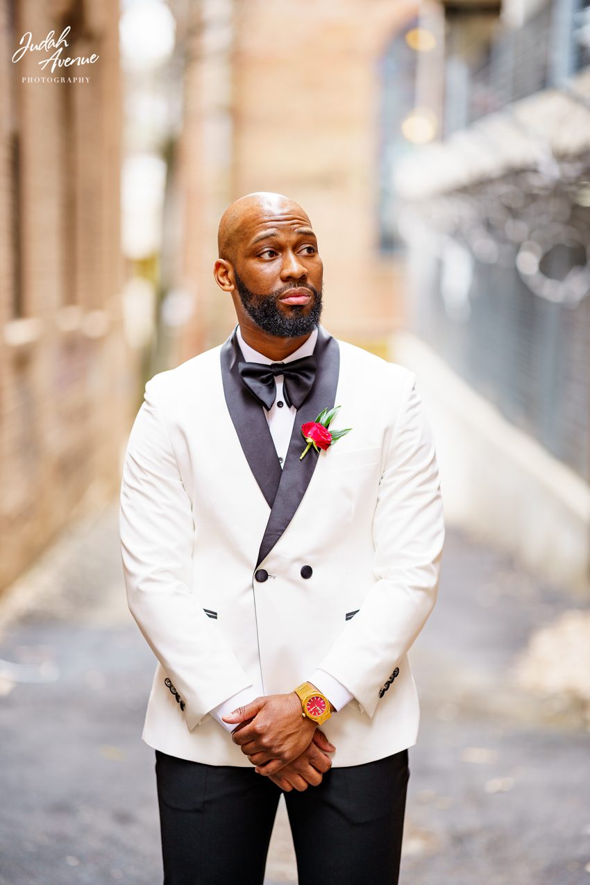 monique and steven wedding at John Marshall Ballrooms in richmond va wedding photographer in virginia wedding photographer in maryland wedding photographer in washington dc