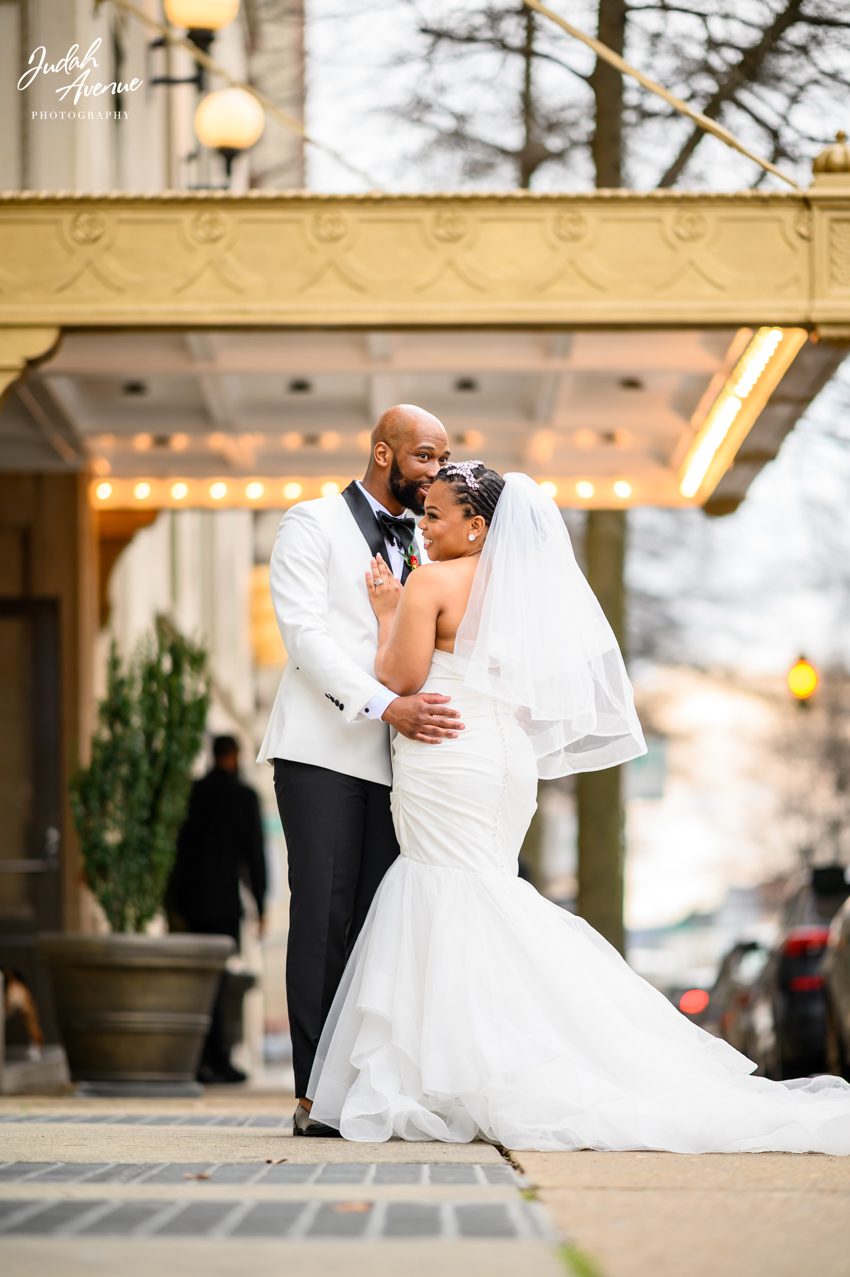 monique and steven wedding at John Marshall Ballrooms in richmond va wedding photographer in virginia wedding photographer in maryland wedding photographer in washington dc
