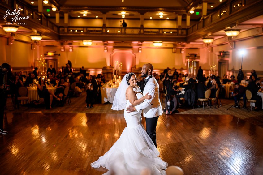 monique and steven wedding at John Marshall Ballrooms in richmond va wedding photographer in virginia wedding photographer in maryland wedding photographer in washington dc