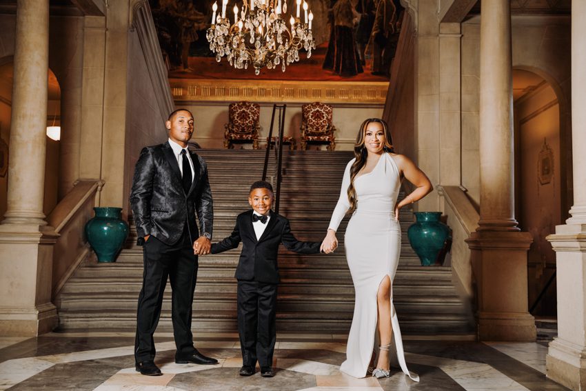 Anniversary Photo Shoot at Larz Anderson House in Washington family photographer in maryland virginia washington dc