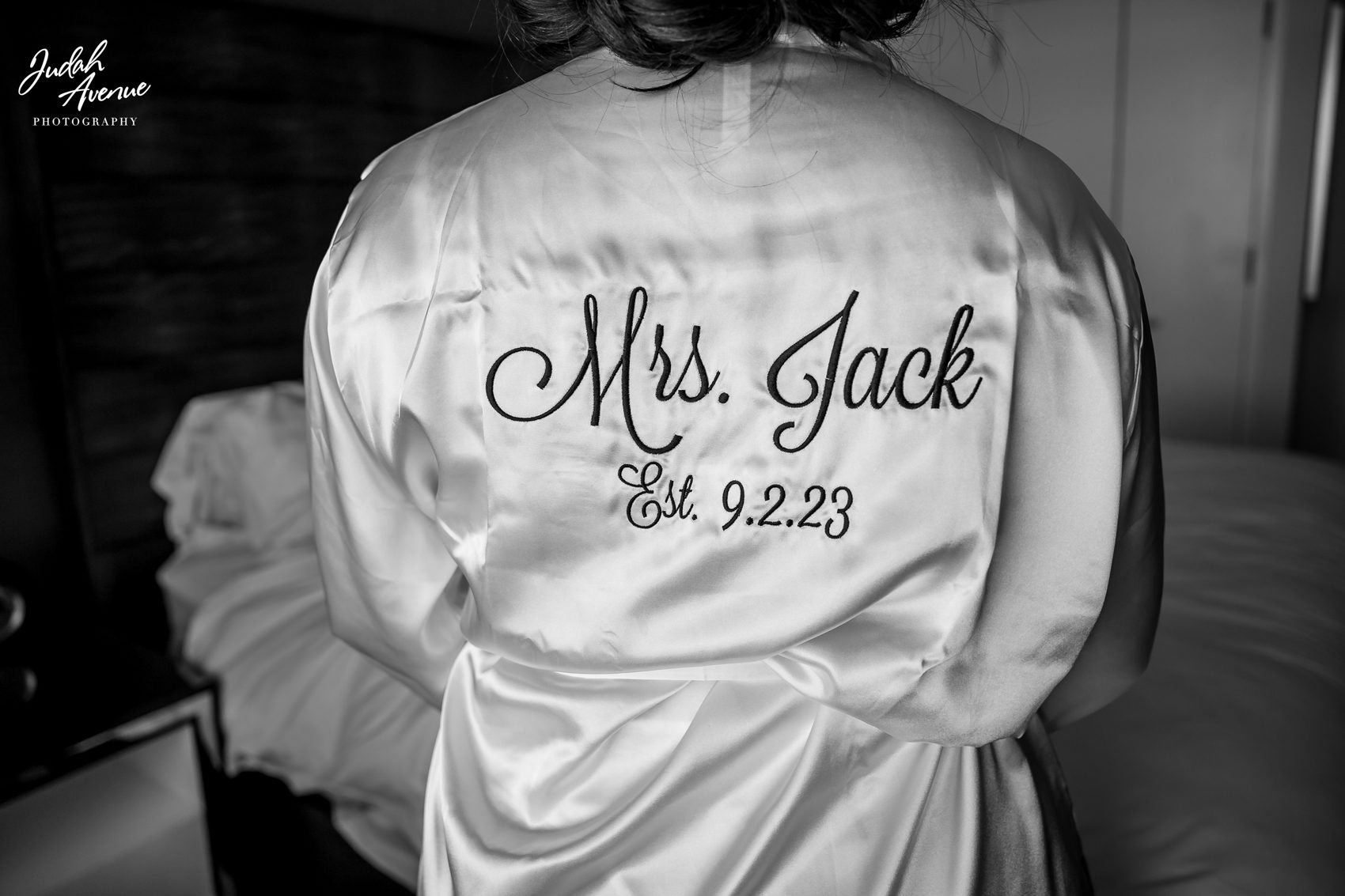 mia and justin wedding at renaissance arlington capital view hotel in arlington va wedding photographer in virginia wedding photography in maryland wedding photographer in washington dc