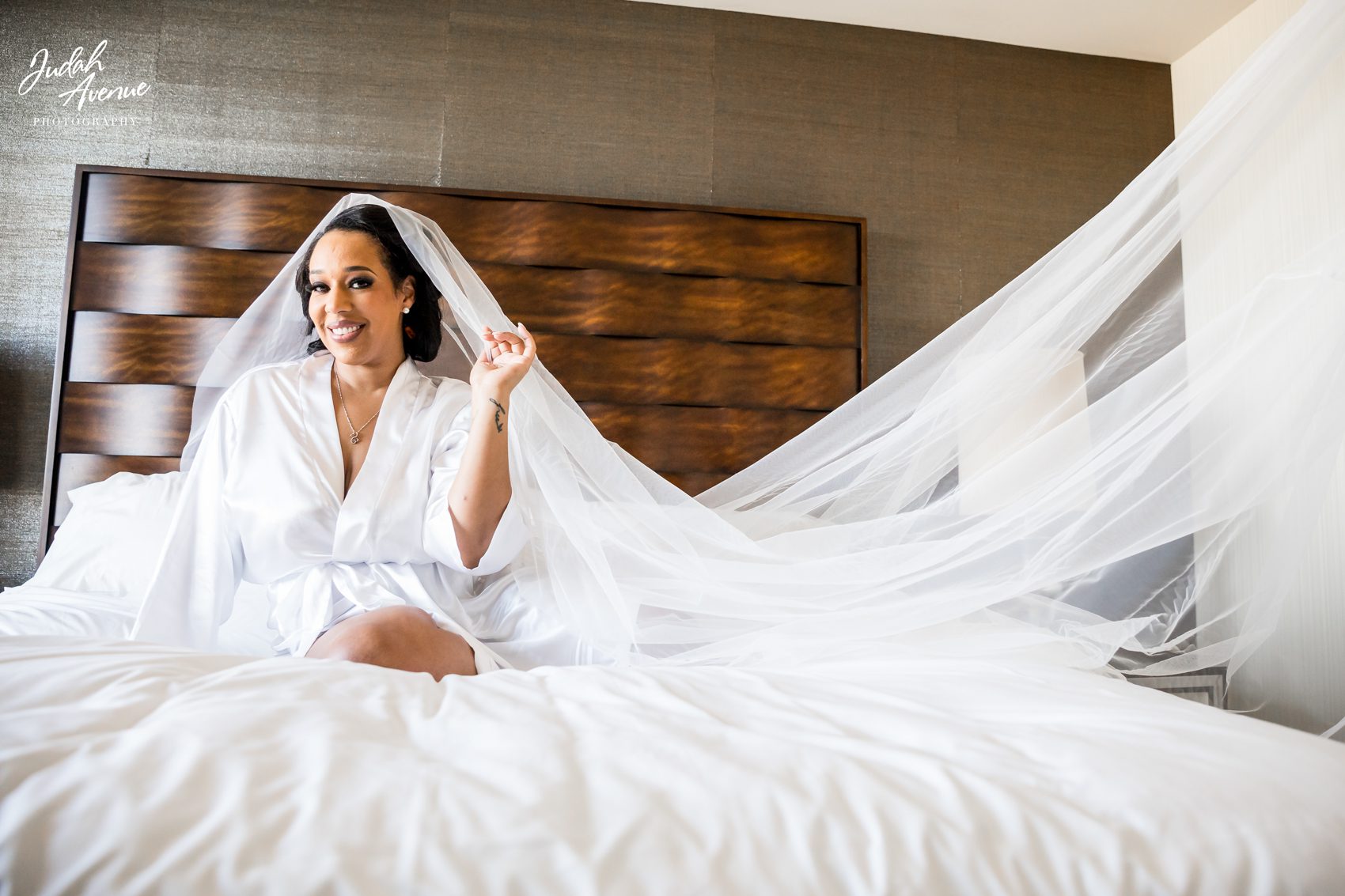 mia and justin wedding at renaissance arlington capital view hotel in arlington va wedding photographer in virginia wedding photography in maryland wedding photographer in washington dc