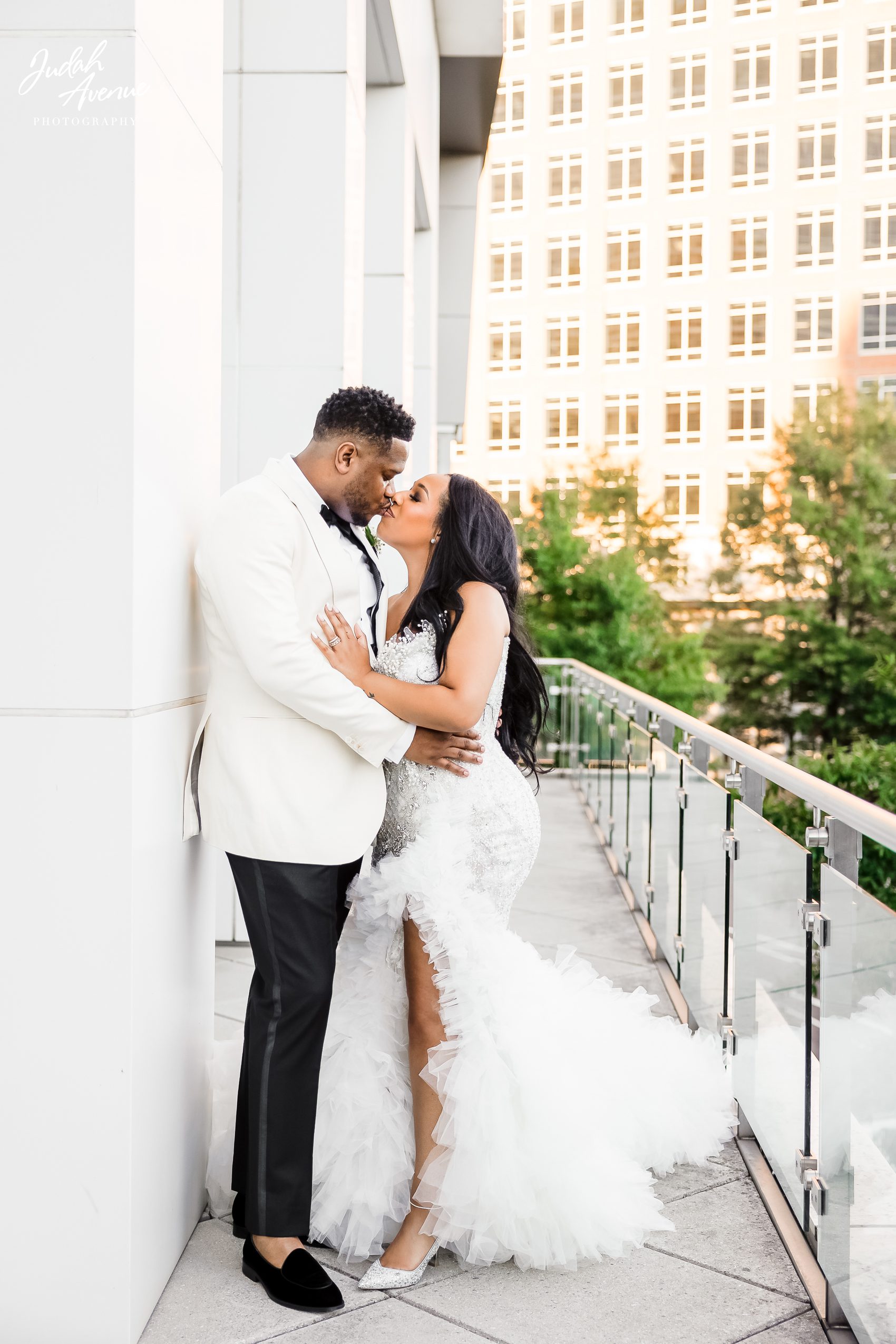 mia and justin wedding at renaissance arlington capital view hotel in arlington va wedding photographer in virginia wedding photography in maryland wedding photographer in washington dc