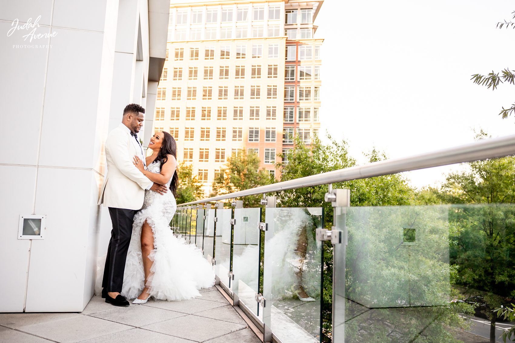 mia and justin wedding at renaissance arlington capital view hotel in arlington va wedding photographer in virginia wedding photography in maryland wedding photographer in washington dc