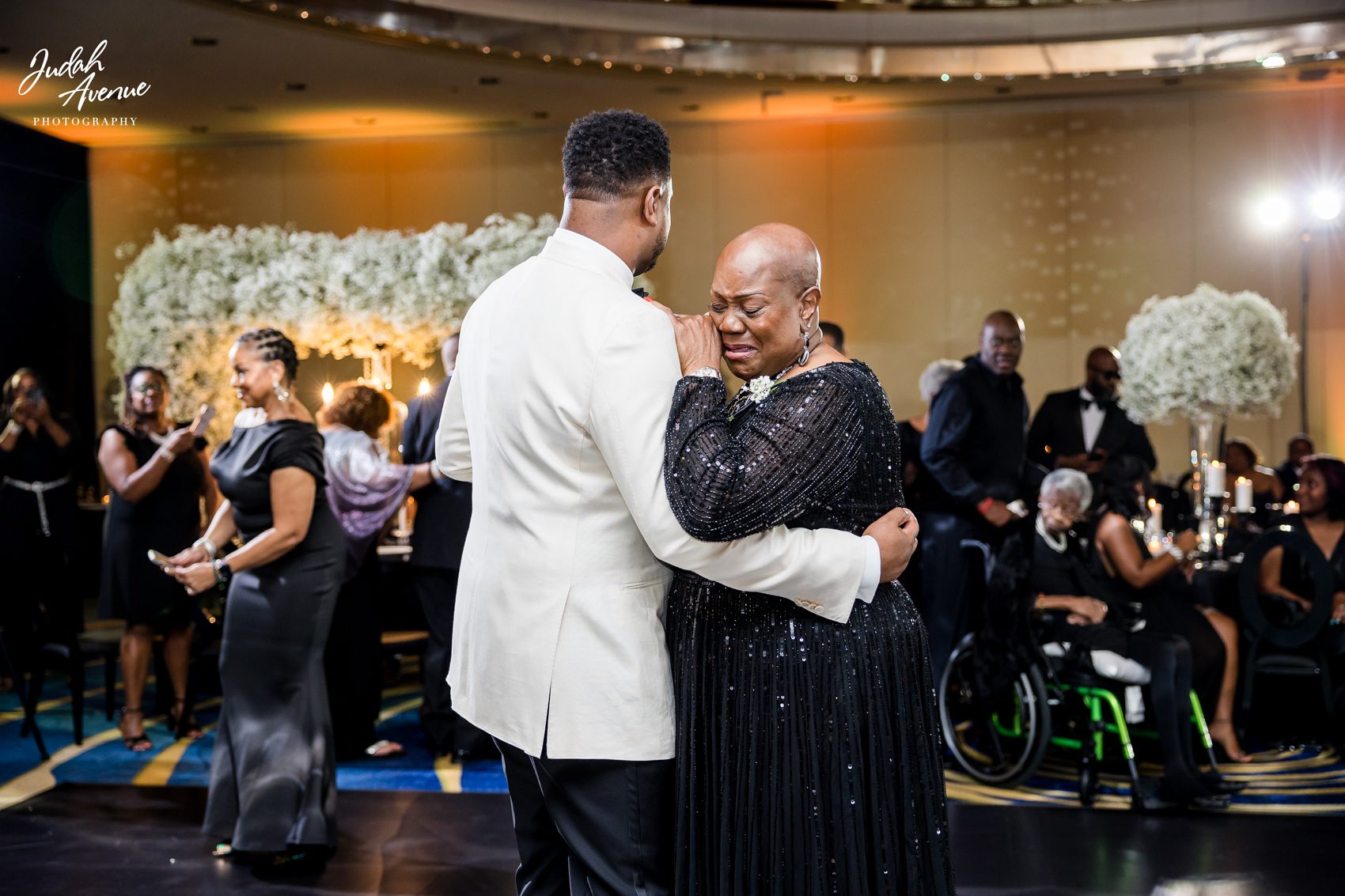 mia and justin wedding at renaissance arlington capital view hotel in arlington va wedding photographer in virginia wedding photography in maryland wedding photographer in washington dc