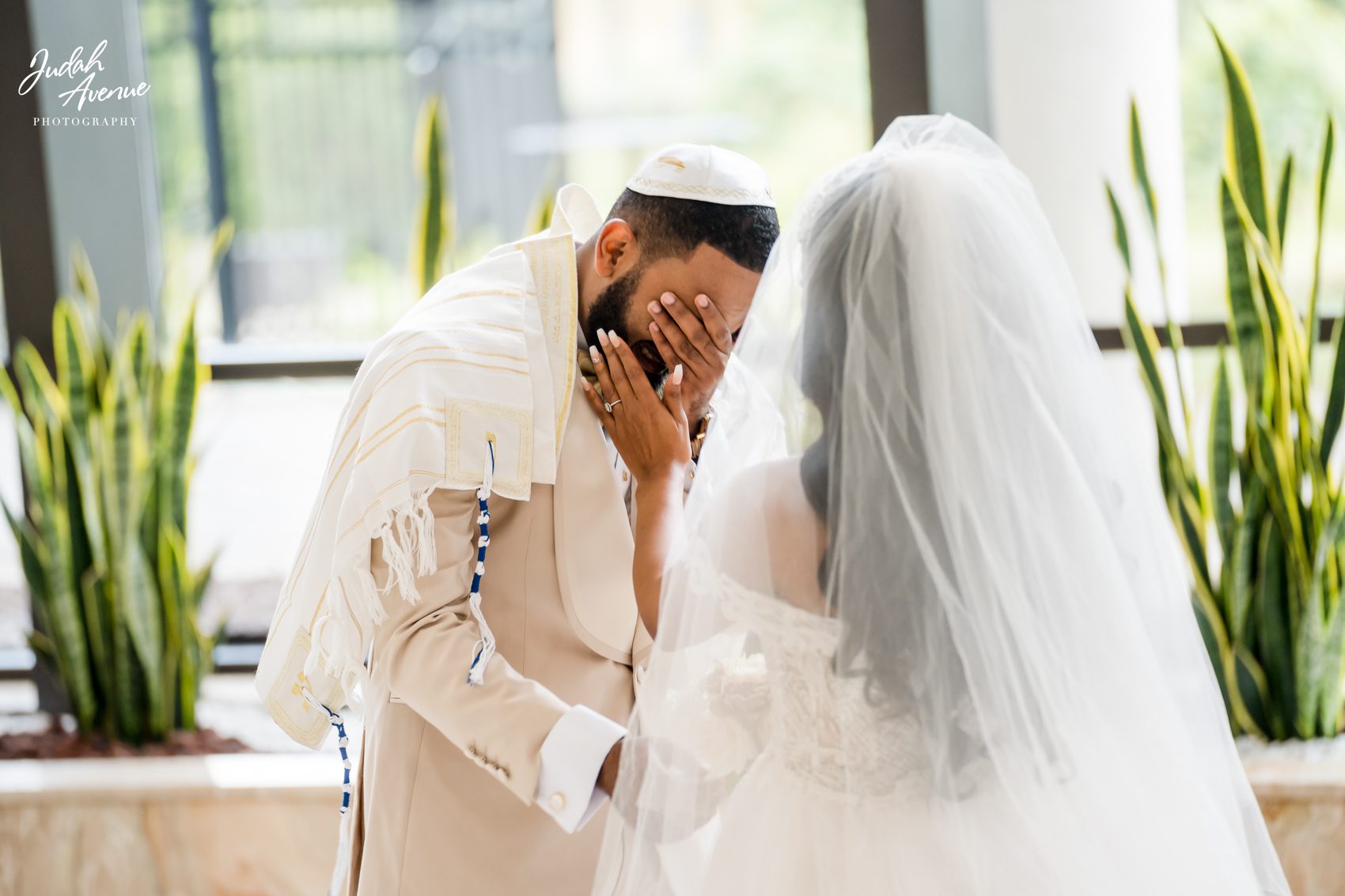 ruth and kirubel wedding at Hilton Alexandria Mark Center in alexandria va wedding photographer in virginia wedding photographer in maryland wedding photographer in washington dc