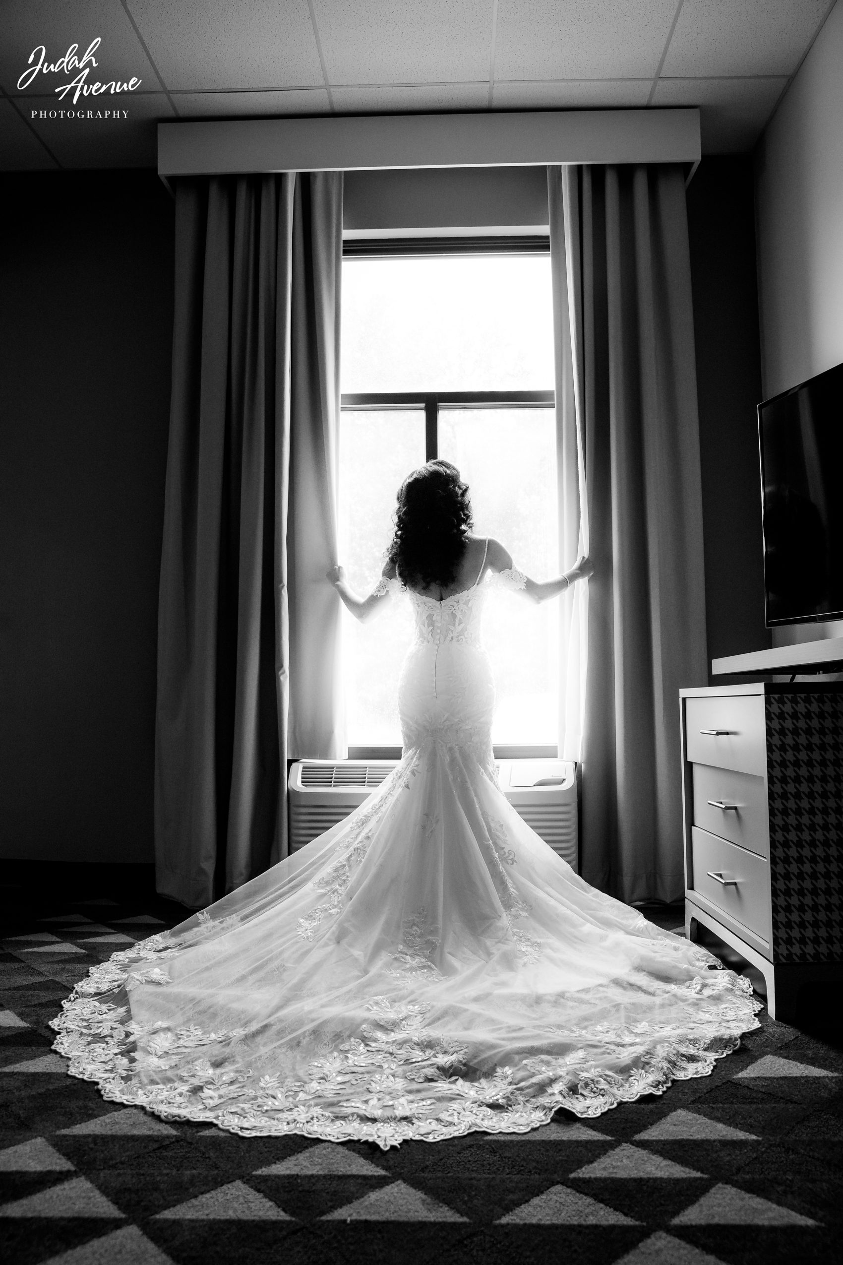 kimberley and james wedding at Holiday Inn Fredericksburg Conference Ctr in Fredericksburg va wedding photographer in virginia wedding photographer in maryland wedding photographer in washington dc