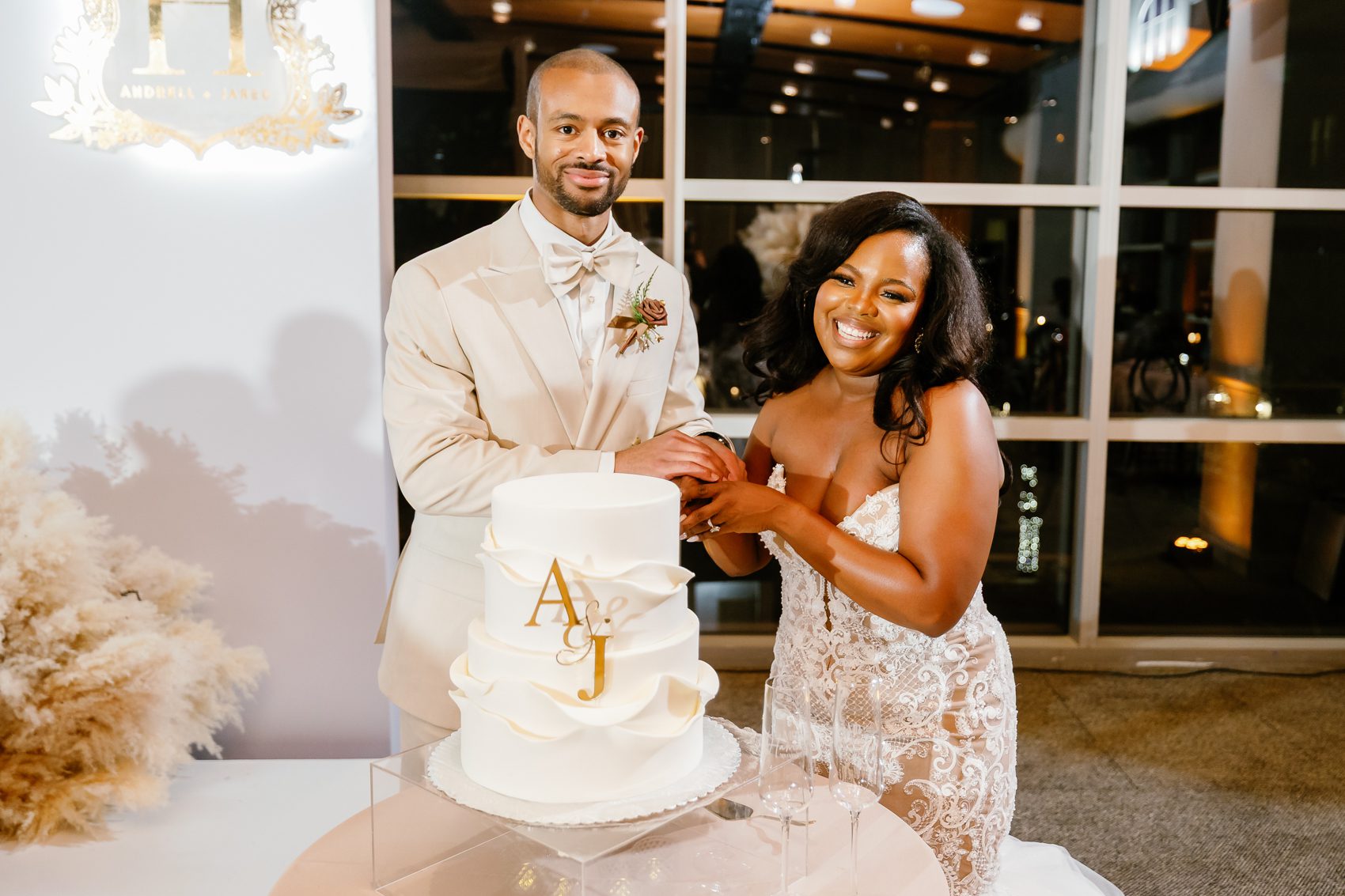 wedding at VisArts in rockville md wedding Photographer in maryland wedding photographer in virginia wedding photographer in washington dc