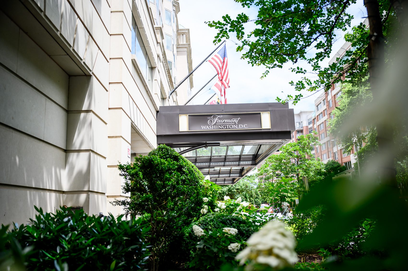 wedding at pinstripes Georgetown in Washington DC wedding photographer in virginia wedding photographer in maryland wedding photographer in washington dc