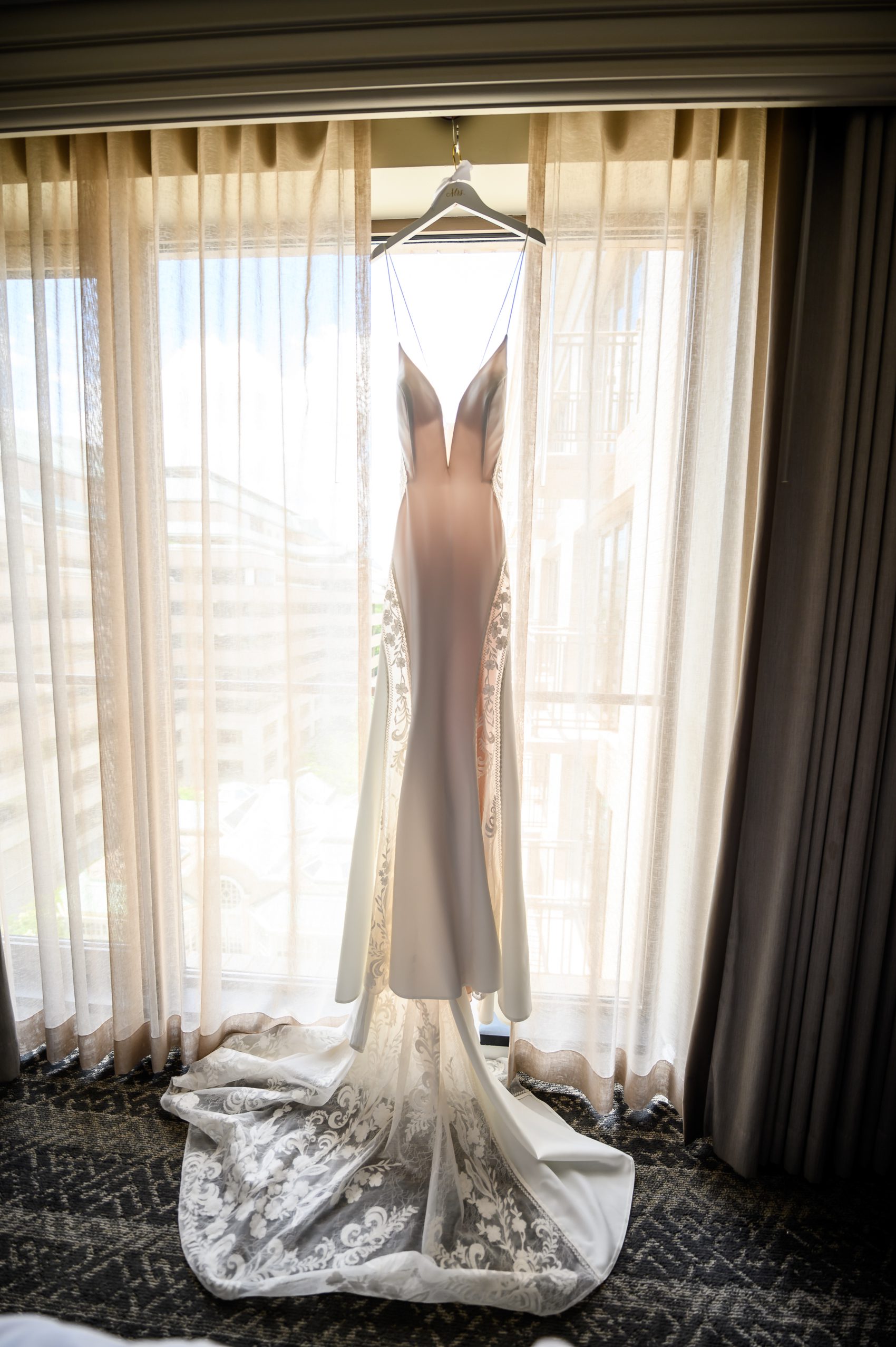 wedding at pinstripes Georgetown in Washington DC wedding photographer in virginia wedding photographer in maryland wedding photographer in washington dc